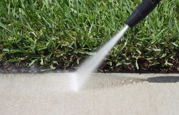 Moving Into a New Home? Pressure Washing for a Fresh Beginning Atlanta, GA